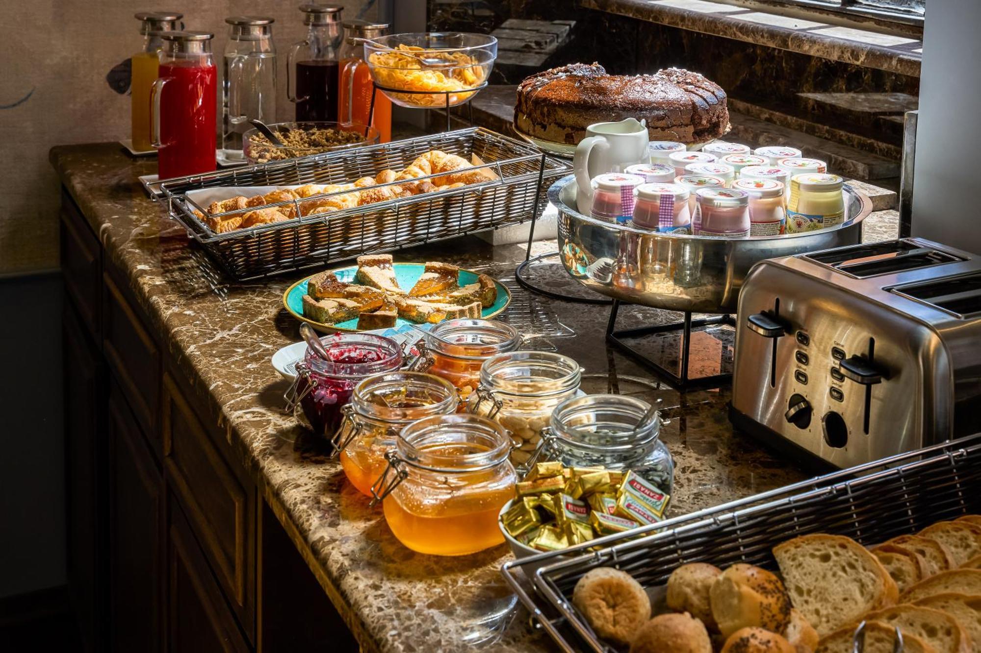 Hotel Viminale Рим Екстериор снимка